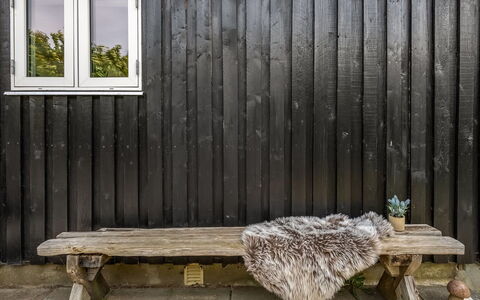 Shaya - 325M from the Sea: Dachdecken, Hütte, Haus, Dach, Zuhause, Bauernhaus, Hütte, Estate, Dorf