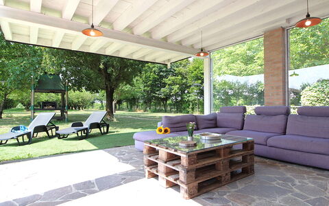 Silea Apartments, Pool, Garden, Treviso: Möbel, Gartenmöbel, Schatten, Stuhl, Tisch Im Freien, Outdoor Struktur, Garten, Terrasse, Hinterhof