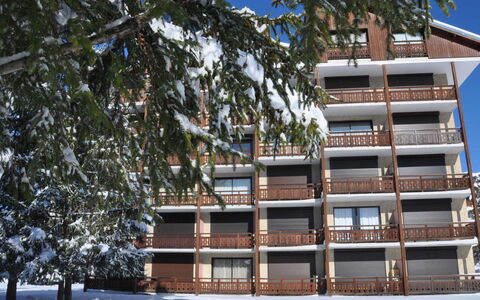 Eperon 3: Holz, Winter, Schnee, Einfrieren, Blockhaus, Lärche, Holz, Daylighting, Pine Familie