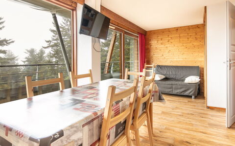 V du Bachat Arolles a: Holz, Flooring, Fussboden, Möbel, Holzboden, Zuhause, Hartholz, Holzbeize, Zimmer, Planke