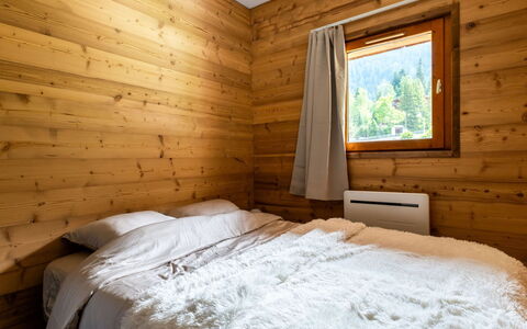 La Turra: Holz, Flooring, Decke, Interior Design, Fussboden, Zuhause, Hartholz, Holzbeize, Zimmer, Holzboden