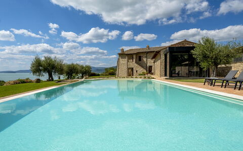 Villa Trasimena: Blau, Schwimmbad, Estate, Bauernhaus, Villa, Hazienda, Resort, Villa