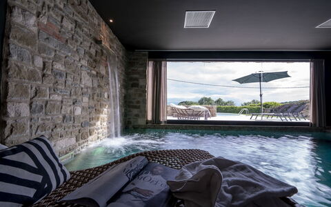 Villa delle Rose: Verbundwerkstoff, Resort, Schwimmbad, Design, Badewanne, Hotel, Jacuzzi, Penthouse