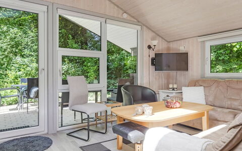 Gorica - 30Km from the Sea: Holz, Interior Design, Flooring, Fussboden, Möbel, Decke, Zuhause, Zimmer, Wohnzimmer, Couch