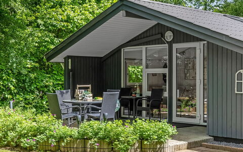 Gorica - 30Km from the Sea: Tür, Gartenbauten, Hütte, Schuppen, Garten, Outdoor Struktur, Garten, Abstellgleis, Hartholz, Design