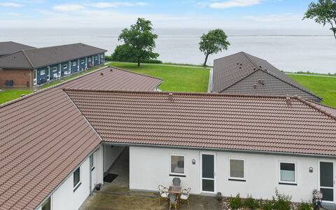 Kari - 50M from the Sea: Wohnung, Eigentumswohnung, Estate, Balkon, Villa, Hotel