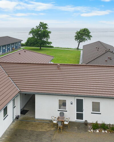 Kari - 50M from the Sea