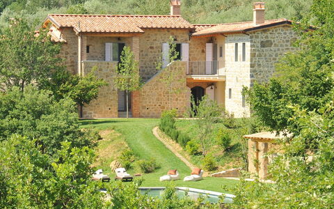 Casale le Fonti: Wand, Die Architektur, Strauch, Haus, Landschaft, Ländliches Gebiet, Grundstueck, Zuhause, Hütte