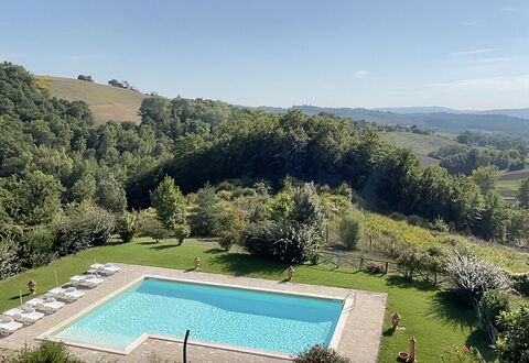 Santa Barbara: Schwimmbad, Resort, Gartenmöbel, Freizeit, Thermae, Eco Hotel, Estate, Sonnenliege, Villa, Ferienort