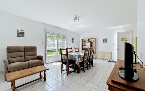 Le Chant des Sables: Flooring, Möbel, Fussboden, Interior Design, Zimmer, Decke, Couch, Wohnzimmer, Wohnung