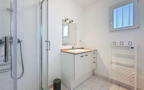 Le Chant des Sables: Flooring, Armatur, Fussboden, Interior Design, Badezimmer, Zapfhahn, Installation, Decke, Sinken, Fliese