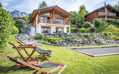 Le Souvenir: Haus, Zuhause, Strauch, Hütte, Garten, Ground, Landscaping, Bauernhaus, Estate