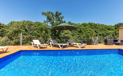 Esteva: Schwimmbad, Blau, Wasser, Resort, Gartenmöbel, Sonnenliege, Eco Hotel, Schatten, Freizeit, Thermae