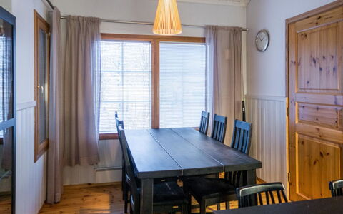 Katinkulma 1: Dach, Strauch, Haus, Zuhause, Hütte, Grundstueck, Ground, Garten, Estate