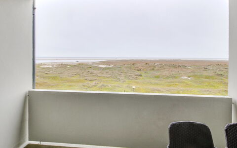 Mijat - 50M from the Sea: Steppe, Prärie, Daylighting