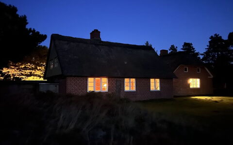 Ibbe - 3.5Km from the Sea: Estate, Schatten, Auffahrt, Bauernhaus