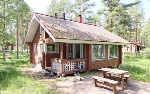 Selja 5: Haus, Hütte, Zuhause, Dach, Ländliches Gebiet, Blockhaus, Abstellgleis, Veranda, Gartenbauten, Garten