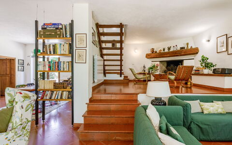 Casa Iume: Möbel, Wand, Interior Design, Flooring, Holz, Fussboden, Couch, Zuhause, Wohnzimmer, Zimmer