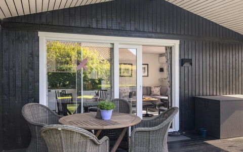 Bjart - 150M from the Sea: Wohnung, Eigentumswohnung, Estate, Balkon, Villa, Hotel
