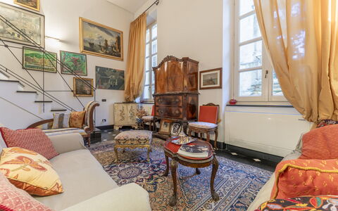 Portello Square Lux Apartment Genova: Möbel, Wand, Interior Design, Flooring, Beleuchtung, Fussboden, Zuhause, Wohnzimmer, Wohnung, Zimmer