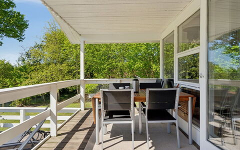 Conradine - 600M from the Sea: Wohnung, Eigentumswohnung, Estate, Balkon, Villa, Hotel
