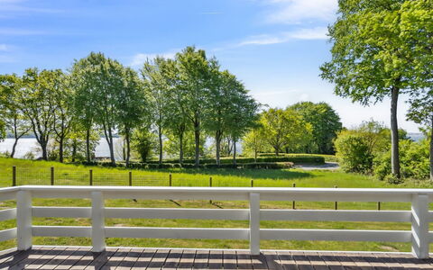 Conradine - 600M from the Sea: Wohnung, Eigentumswohnung, Estate, Balkon, Villa, Hotel