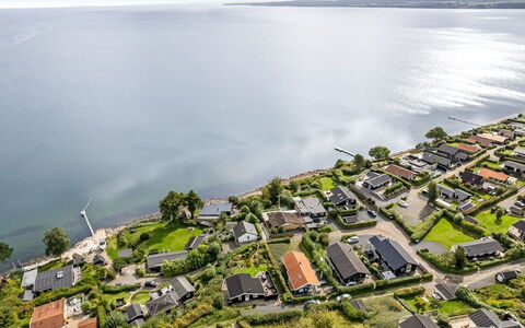 Gesine - 50M to the Fjord: Wasser, Wohngebiet, Landschaft, Wasserweg, Küste, Küsten Und Ozeanische Forms, Zuhause, Vorort, Meer, Ufer