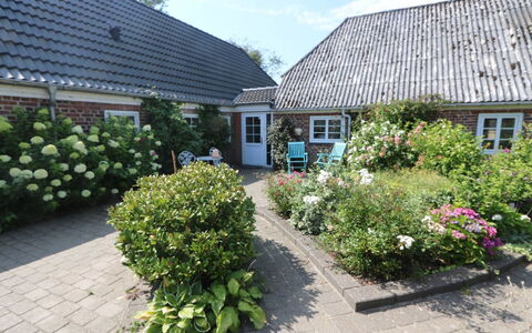 Brigitte - 1.3Km to the Fjord: Hütte, Schuppen, Hütte, Bauernhaus, Prärie, Hütte, Scheune, Blockhaus, Gartenbauten