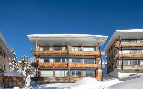 V du Bachat Silene D: Wohnung, Balkon, Stuhl, Schatten, Gartenmöbel, Daylighting, Aluminium