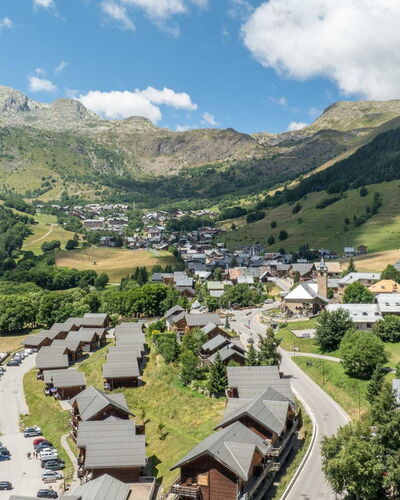 Les Grizzlis: Landschaft, Vogelperspektive, Luftaufnahmen, Küste, Bucht, Tropen, Ferienort