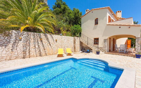 Cabanyes: Eigentum, Schwimmbad, Gebäude, Grundeigentum, Haus, Azurblau, Villa, Estate, Urlaub, Resort