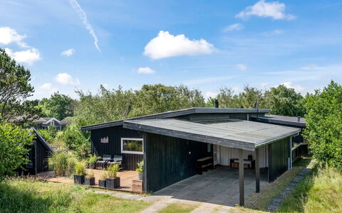 Fatima - 1Km from the Sea: Estate, Schatten, Auffahrt, Bauernhaus