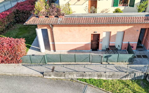 Cà Silvio: Wohngebiet, Zuhause, Balkon, Zaun, Auffahrt, Home Fechten, Daylighting, Geländer, Hazienda