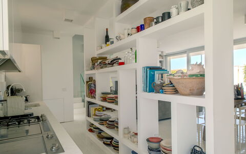 Villa Rosa Del Mare: Interior Design, Möbel, Regal, Regale, Decke, Flooring, Küche, Zuhause, Fussboden, Beleuchtung