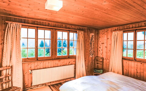 La Capsule: Holz, Zuhause, Haus, Hütte, Schlafzimmer, Hartholz, Bett, Holzbeize, Bedding, Blockhaus