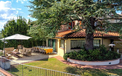 Villa Elsa di Bibbiano Pool, Sauna and View: Zuhause, Garten, Eco Hotel, Schatten, Estate, Hazienda, Balkon, Landscaping, Villa, Garten