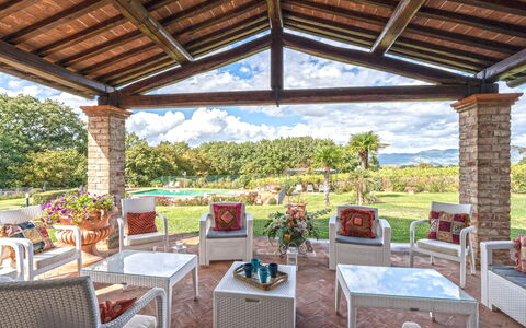 Dimora Di Castroncello: Garten, Estate, Resort, Eco Hotel, Schatten, Hazienda, Hütte, Landscaping, Stuhl, Bauernhaus