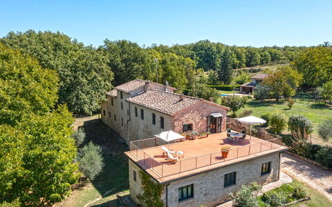 Casale del Timignano, Private Villa with Huge Gard: Gebäude, Haus, Die Architektur, Estate, Zuhause, Ländliches Gebiet, Menschliche Siedlung, Hütte, Bauernhaus, Villa