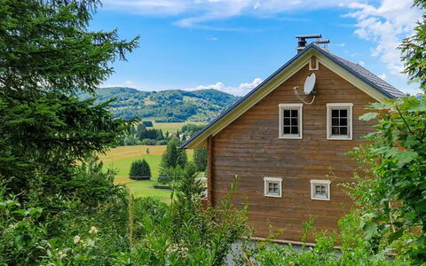 Lea: Baum, Gebäude, Gras, Haus, Zuhause, Hütte, Strauch, Ländliches Gebiet, Landschaft