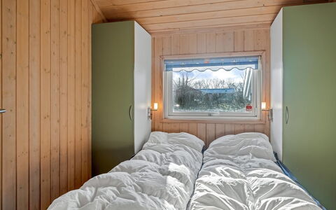Anline - 600M to the Fjord: Interior Design, Decke, Wohnung, Flooring, Möbel, Fussboden, Zimmer, Beleuchtung, Zuhause, Couch