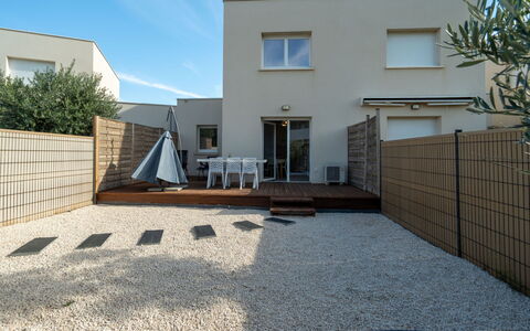 La Dune: Wand, Wohngebiet, Zuhause, Verbundwerkstoff, Beton, Schatten, Auffahrt, Garten, Hof