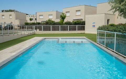 La Dune: Schwimmbad, Wohngebiet, Resort, Verbundwerkstoff, Urban Design, Thermae, Wohnung, Water Feature, Schatten, Landscaping