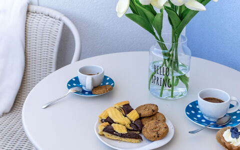 Suite Artemare: Geschirr, Drinkware, Tasse, Kaffeetasse, Servierware, Essen, Dishware, Tabelle, Teller, Teetasse