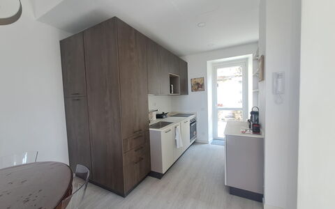Central Design Flat With Parking, Bogliasco: Holz, Flooring, Fussboden, Countertop, Interior Design, Wohnung, Möbel, Cabinetry, Küche, Zimmer