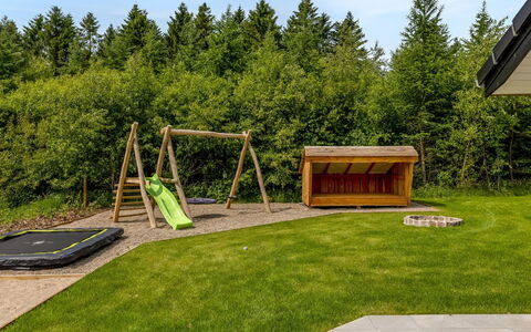 Alvira - 30Km from the Sea: Holz, Garten, Hinterhof, Landscaping, Hartholz, Holzbeize, Rasen, Schatten, Garten, Gartenbauten