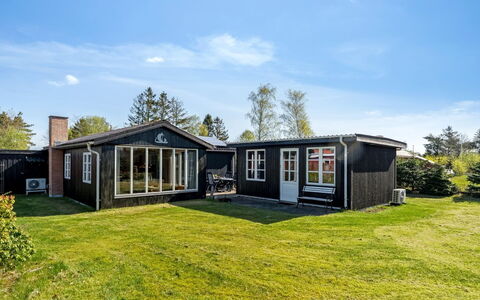 Yaris - from the Sea: Haus, Dach, Zuhause, Hütte, Schuppen, Gartenbauten, Abstellgleis, Garten, Blockhaus, Hütte