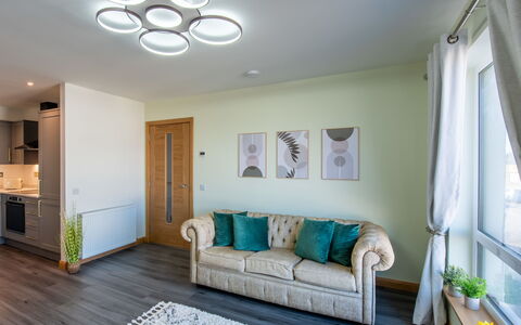 Shore Street: Schwimmbad, Resort, Villa, Eco Hotel, Hotel, Hazienda, Ferienort