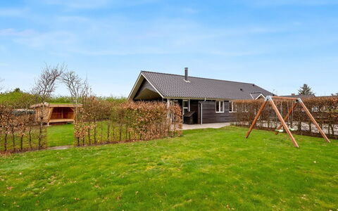Gertrud - 950M to the Fjord: Estate, Schatten, Auffahrt, Bauernhaus