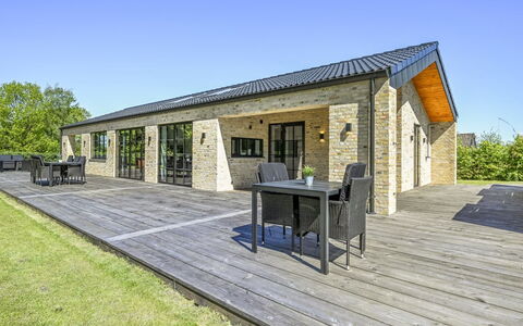 Tähti - 425M from the Sea: Dach, Haus, Wohngebiet, Zuhause, Estate, Hütte, Design