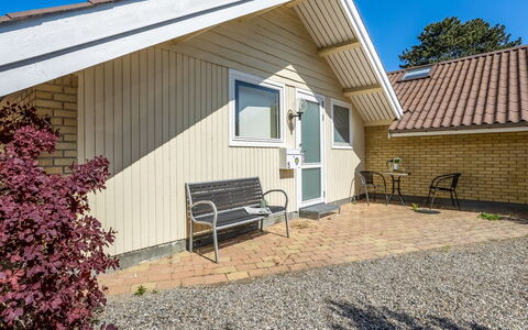 Darina - 150M from the Sea: Wohnung, Eigentumswohnung, Estate, Balkon, Villa, Hotel
